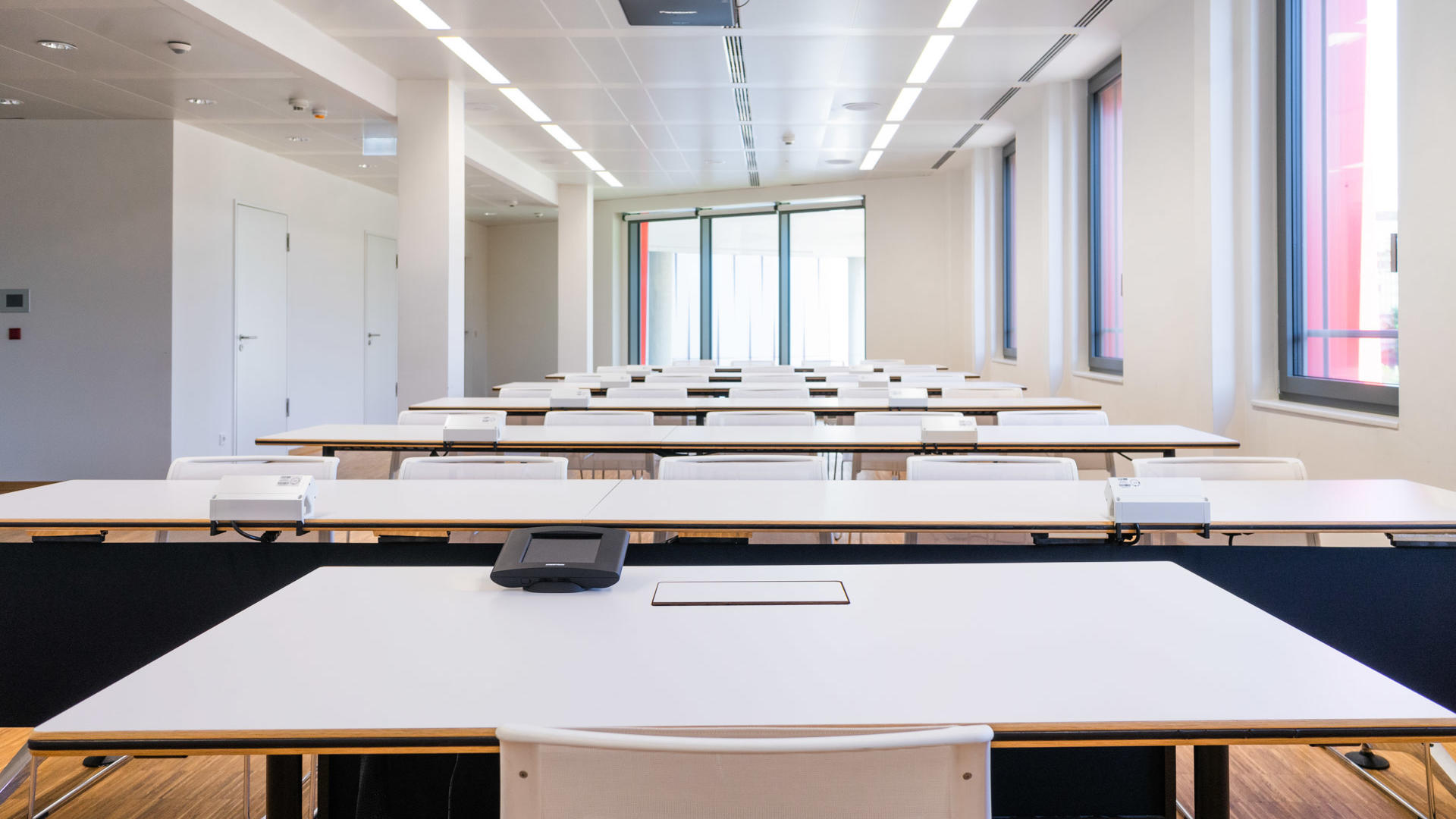 Auditorium in der HOLM GmbH mit Bestuhlung