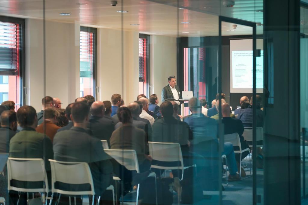 Detailansicht Publikum auf Logistik-Konferenz